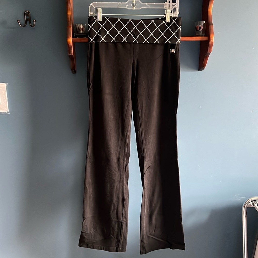Vs PINK YOGA  pant bootcut. Sz M LONG
